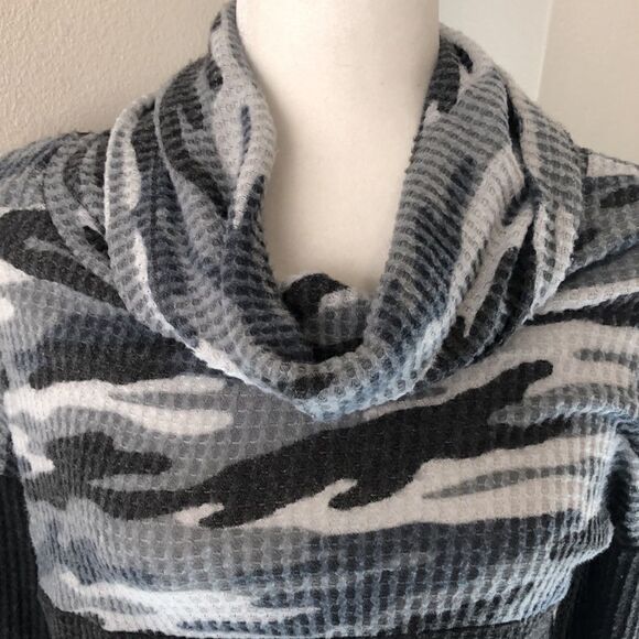 7th ray Grey Cowl Neck Sweater - Picture 2 of 10